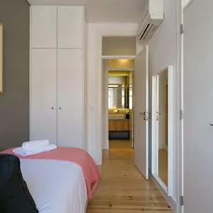 Altido Elegant Deluxe & Altido Luxurious 3-bedroom Apt With Terrace In Intendente Lisboa